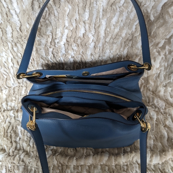 New Micheal Kors Blue - Picture 2 of 3